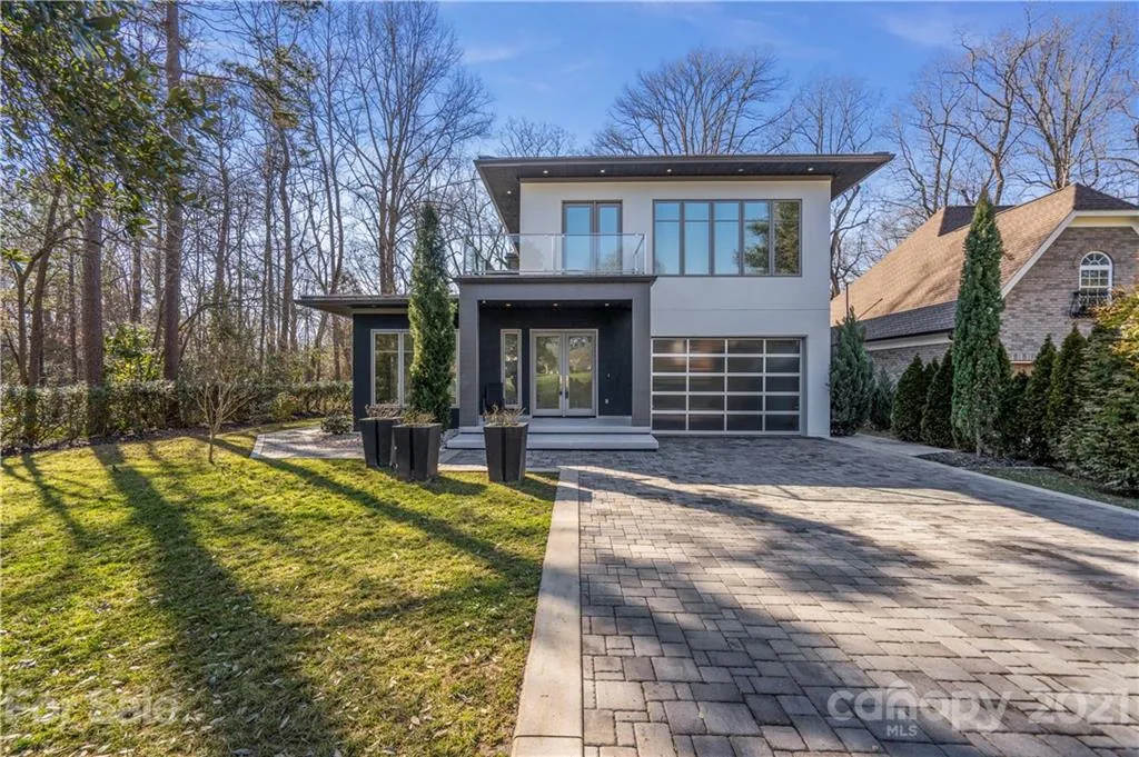 Property exterior — 133 Lutomma Cir
